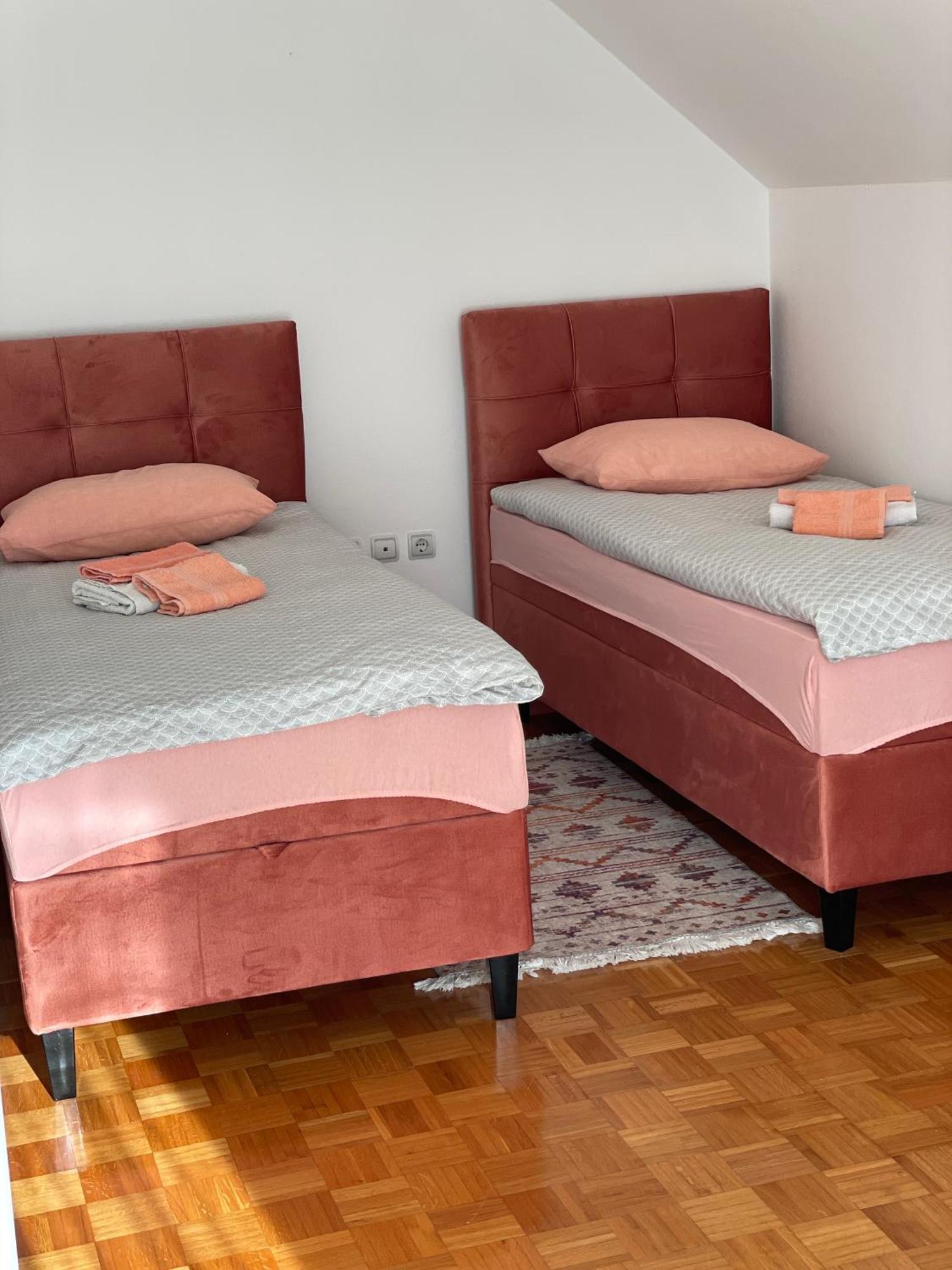 Sobe Lara Apartment Gradacac Luaran gambar